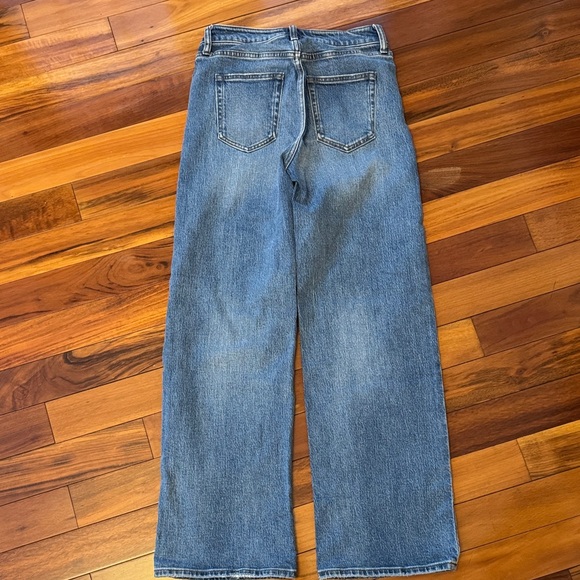 Quince comfort stretch high rise relaxed straight Jeans in medium wash 30” - Picture 9 of 9